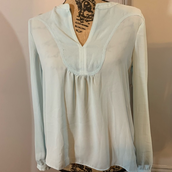 HD in Paris Popover Long Sleeve Blouse - Picture 2 of 7